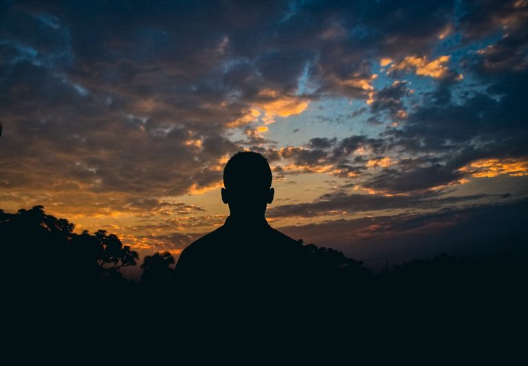 FERMATI RESPIRA PENSA AGISCI